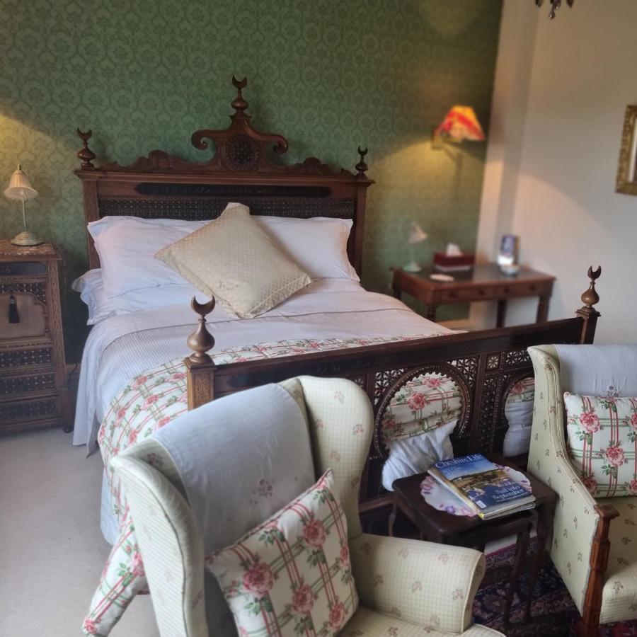 Golborne Manor Bed And Breakfast 切斯特 外观 照片